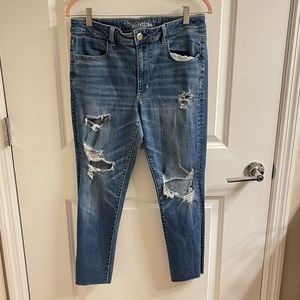 American Eagle High Rise Distressed Skinny Jeans Sz 12